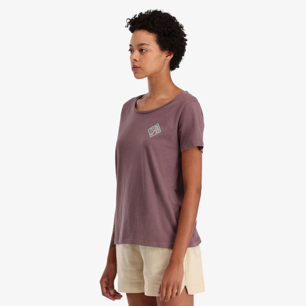 WHITE T-SHIRT - RED "SKATE HEART"