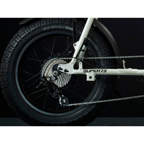 S2 - Couleur Apollo White