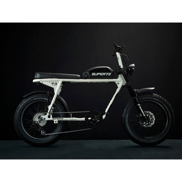 S2 - Couleur Apollo White