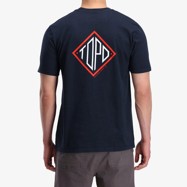 WHITE T-SHIRT - RED "SKATE HEART"