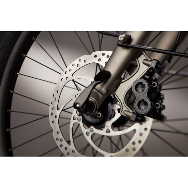 BOOST - CADRE "REGULAR", COULEUR ANTHRACITE GREY, MOTEUR BOSCH PERFORMANCE CX & BATTERIE 500 Wh