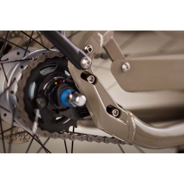 "BIGGIE" COLOR "FUTURE SAND" ENGINE & BOSCH BATTERY