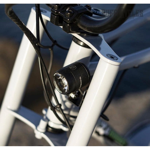 SET OF LIGHTS "SUPERNOVA" FRONT & REAR, INCL. BLACK & GRAY FRONT PLATE FOR "LIL'BUDDY" ELECTRIC BIKE