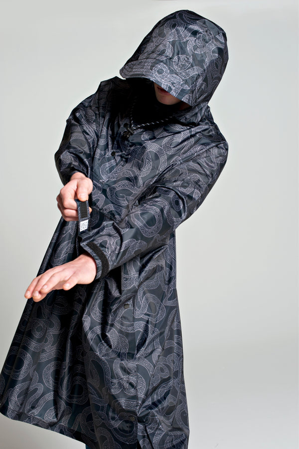 Poncho - Snakes