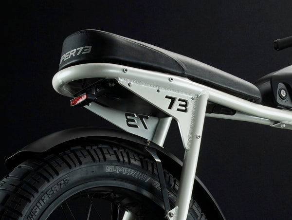 S2 - Couleur Apollo White