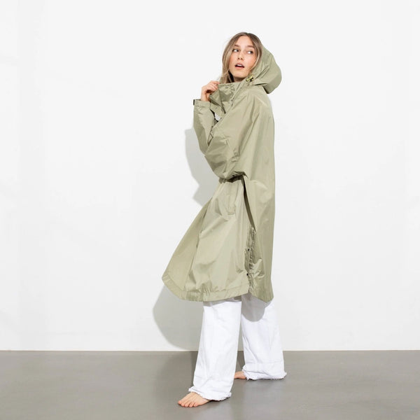 PONCHO - SOLID PALE OLIVE