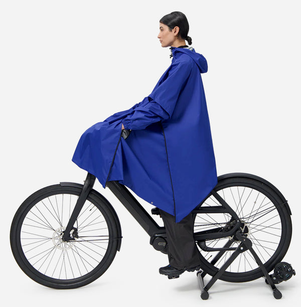PONCHO - ELECTRIC BLUE