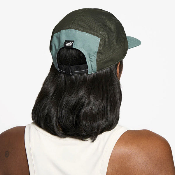 GOCap - Comp - Century - Silver Pine/Seaweed