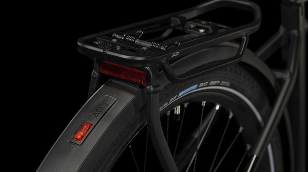 TOURING HYBRID PRO 625 - CADRE REGULAR - BLACK N METAL
