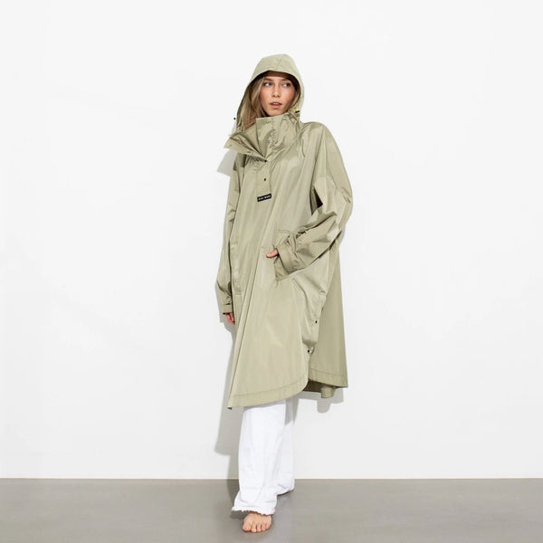 PONCHO - SOLID PALE OLIVE