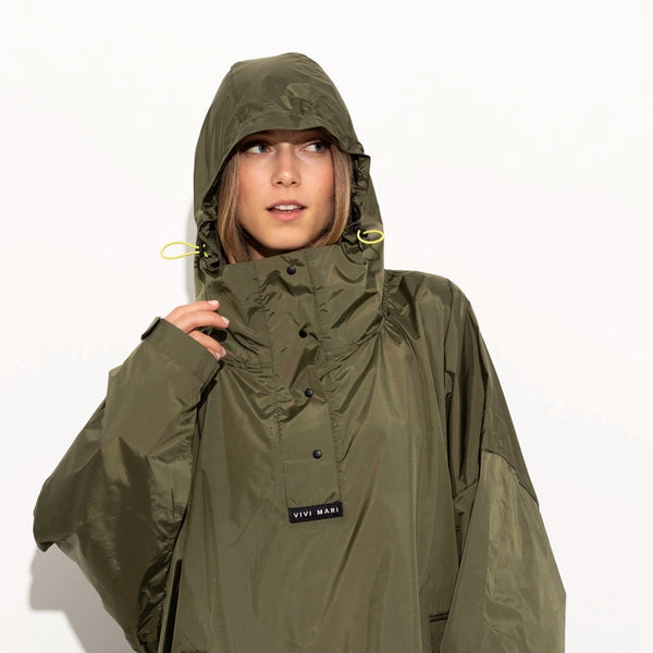 PONCHO - SOLID OLIVE