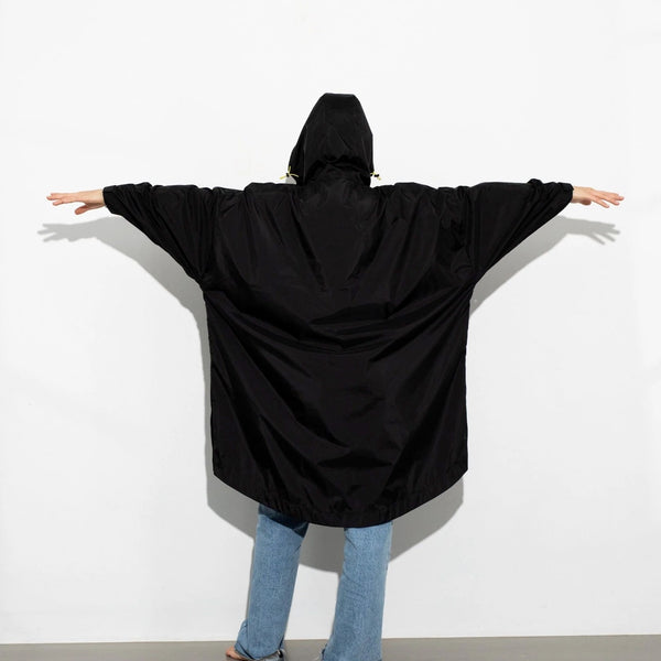 PONCHO - SOLID BLACK