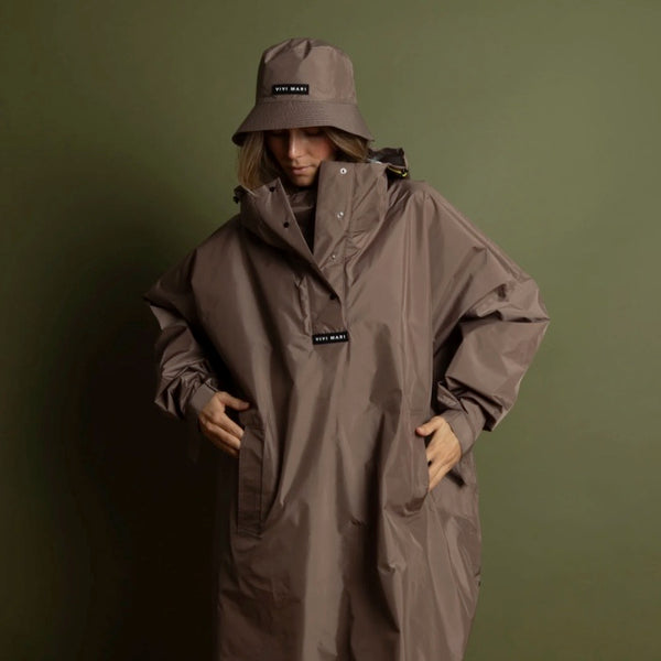 PONCHO - SOLID DARK MUSHROOM
