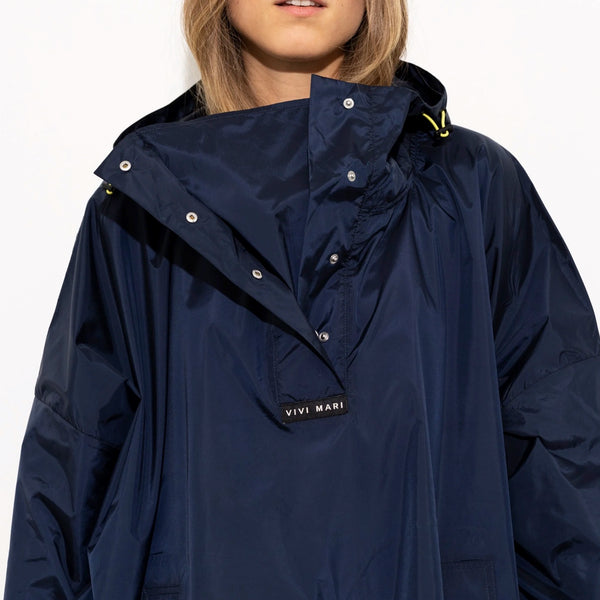 PONCHO - SOLID NAVY