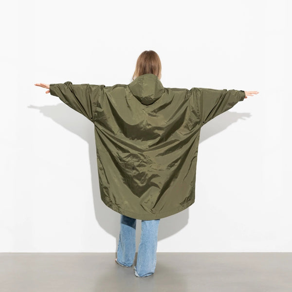 PONCHO - SOLID OLIVE