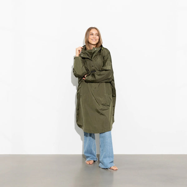 PONCHO - SOLID OLIVE
