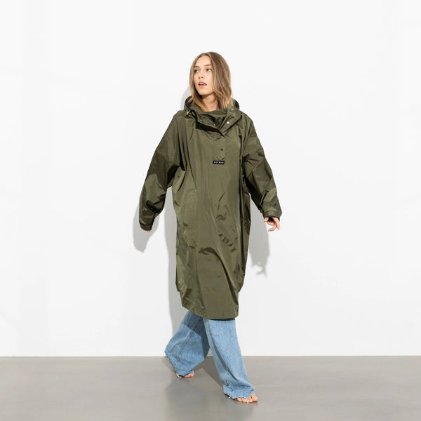 PONCHO - SOLID OLIVE