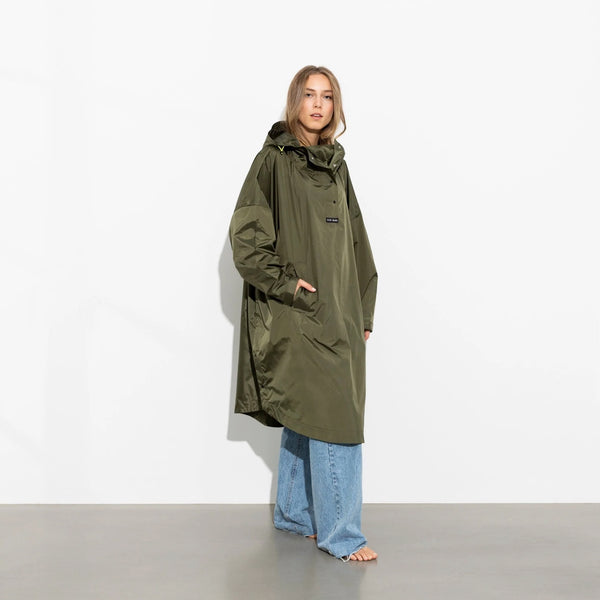 PONCHO - SOLID OLIVE