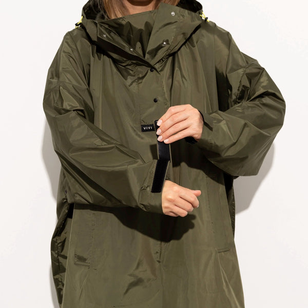 PONCHO - SOLID OLIVE