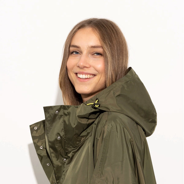 PONCHO - SOLID OLIVE