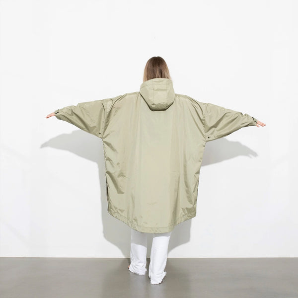 PONCHO - SOLID PALE OLIVE