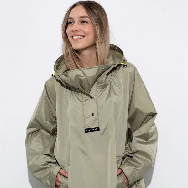 PONCHO - SOLID PALE OLIVE