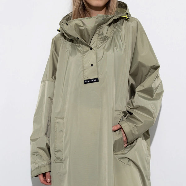 PONCHO - SOLID PALE OLIVE