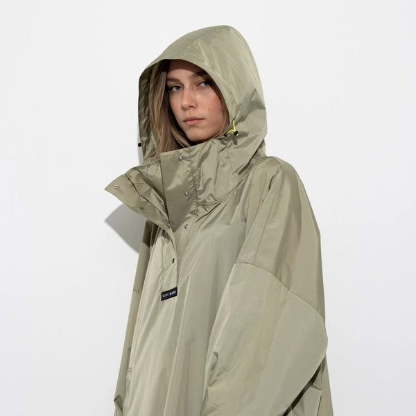 PONCHO - SOLID PALE OLIVE