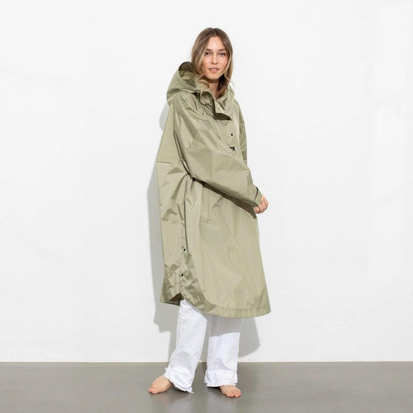 PONCHO - SOLID PALE OLIVE