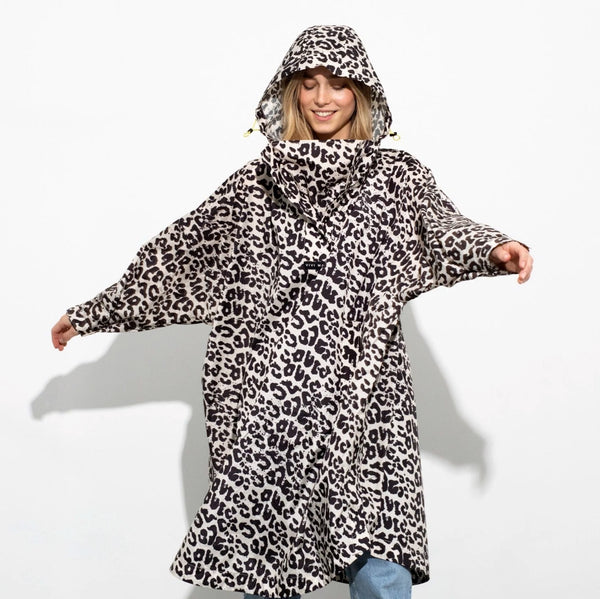 PONCHO - LEO SPLASHES BLACK / SAND
