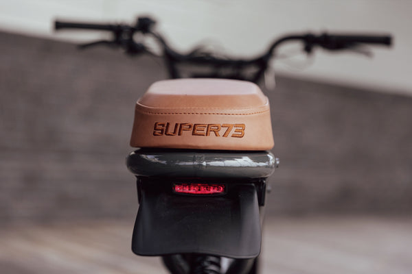 R Adventure SE - Palladium