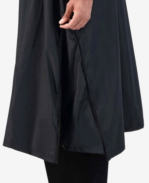 PONCHO - BLACK