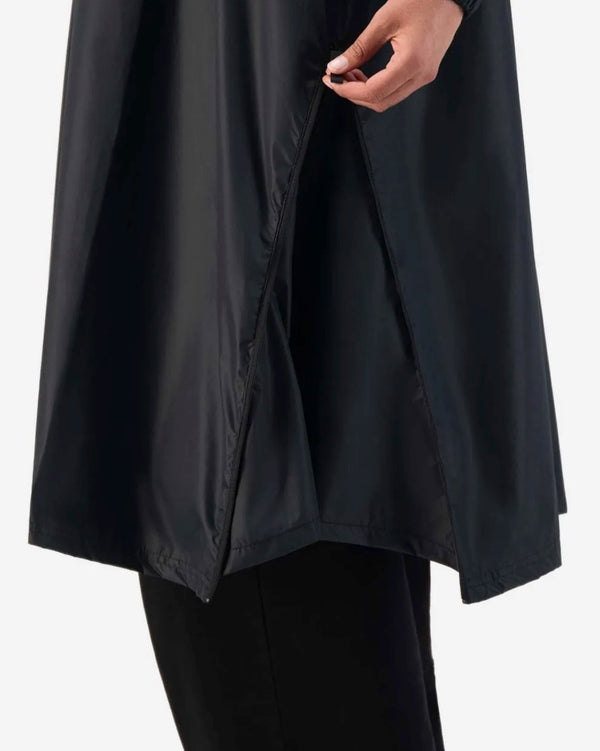 PONCHO - BLACK